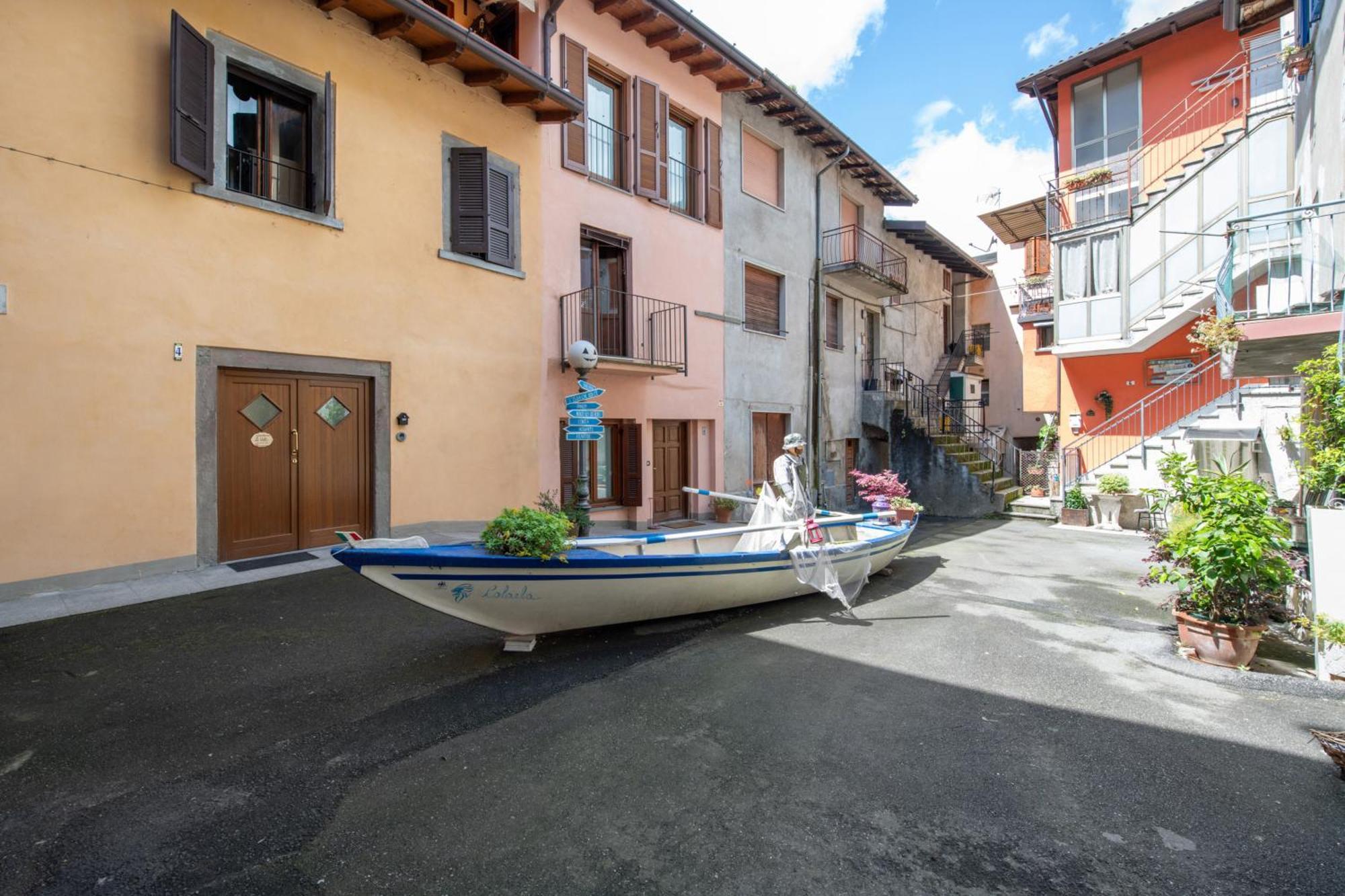 Le Volte - Lago D'Iseo Pisogne Phòng bức ảnh